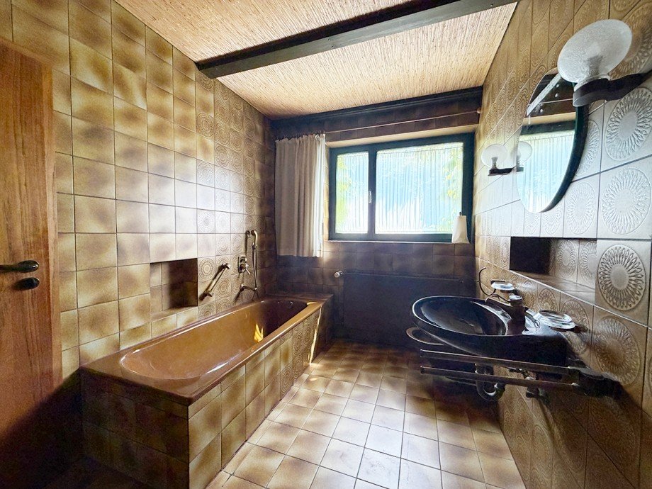 Elternbad (EG) Einfamilienhaus Backnang