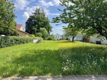 Blick auf den Bauplatz  Herrliches Wohnen in ruhiger Randlage von Thomashardt  Es entstehen 3 attraktive und sonnige EFH