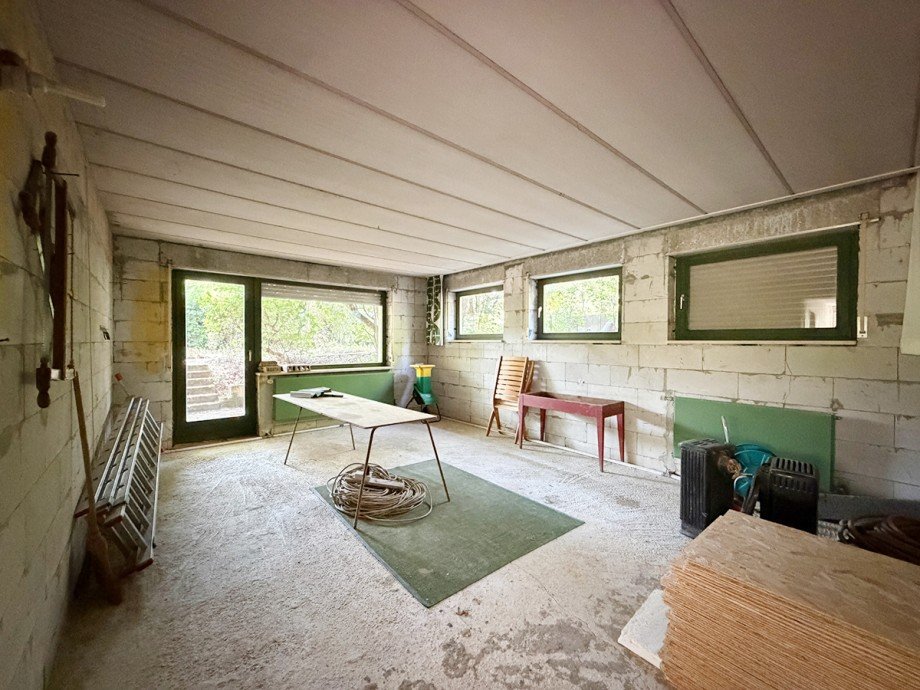 Ausbaubares Zimmer UG Einfamilienhaus Backnang