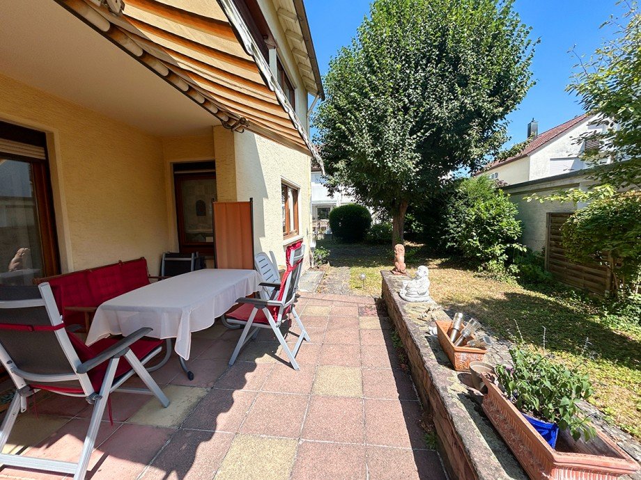 S�dterrasse mit Markise Einfamilienhaus Ostfildern / Nellingen