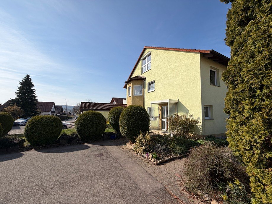 Hausansicht Stellpl�tze Reiheneckhaus Renningen / Malmsheim