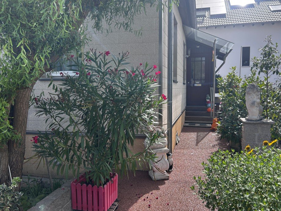 Zugang Einfamilienhaus Leinfelden-Echterdingen