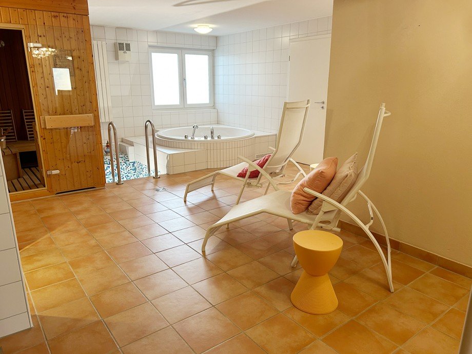 Sauna, Tauchbecken, Whirlpool Einfamilienhaus Herrenberg / Oberjesingen