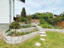 Gestaltung der Au�enanlagen Lorch: Attraktives, ger�umiges 2-Fam.-Haus mit  Einliegerbereich  und 2 Garagen in H�henlage