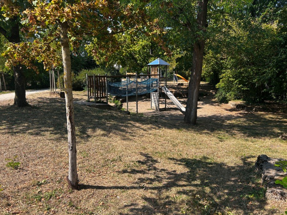 Spielplatz Erdgeschosswohnung Stuttgart / Obert�rkheim
