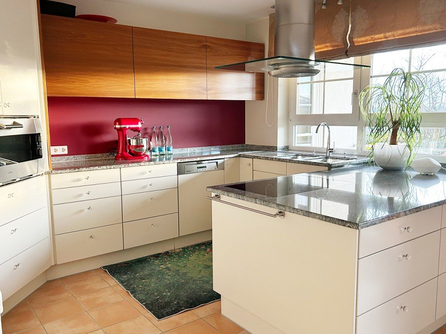 Moderne Einbauk�che Einfamilienhaus Herrenberg / Oberjesingen