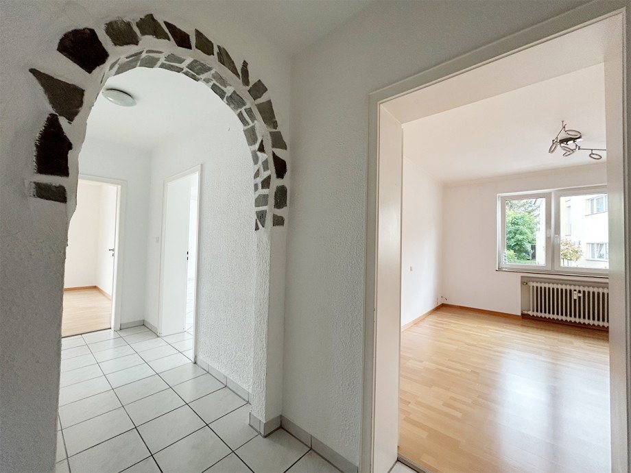Gefliester Flur Etagenwohnung Filderstadt / Bernhausen