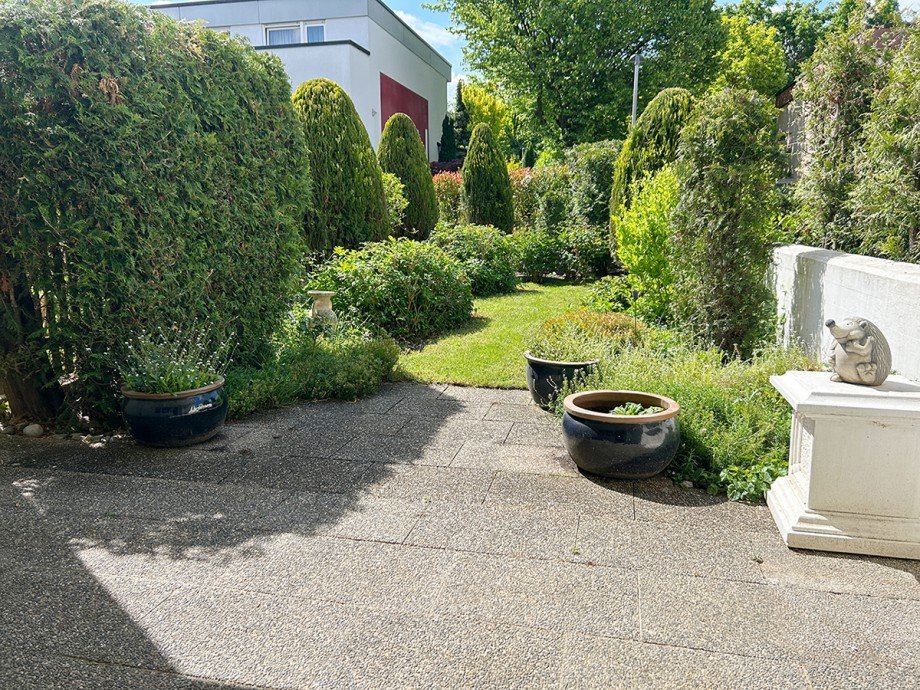 S�dterrasse und Garten Reiheneckhaus Ditzingen