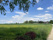 Umgebung  Herrliches Wohnen in ruhiger Randlage von Thomashardt  Es entstehen 3 attraktive und sonnige EFH