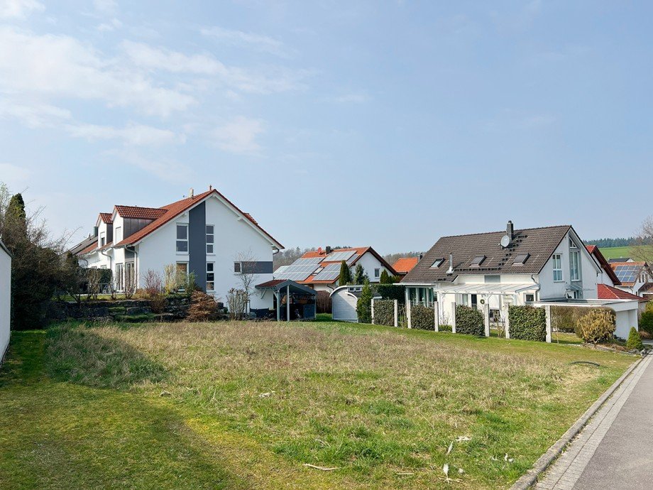 Blick auf den Bauplatz Einfamilienhaus M�nsheim