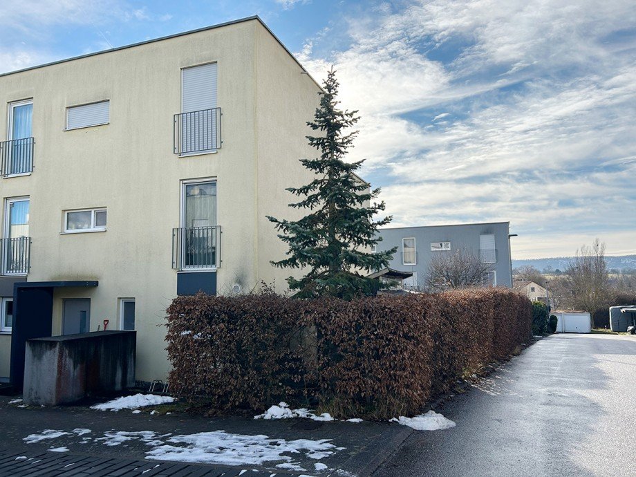 Hausansicht Eingang Reiheneckhaus Ditzingen