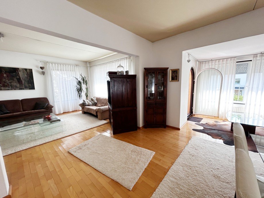 Wohnen (OG) Zweifamilienhaus Stuttgart / Sonnenberg
