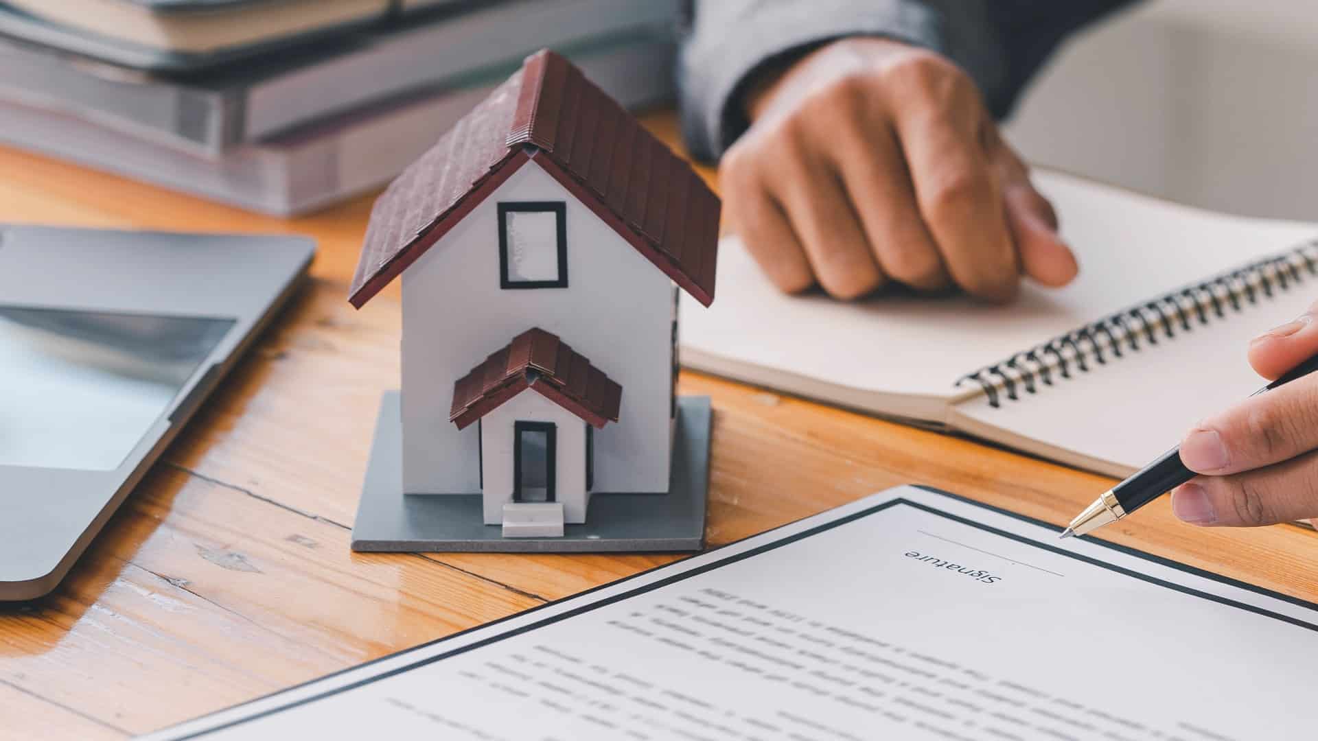 Rental agreement, Sale agent deal to agreement successful home loan contract with customer and sign agreement contract Insurance home concept.