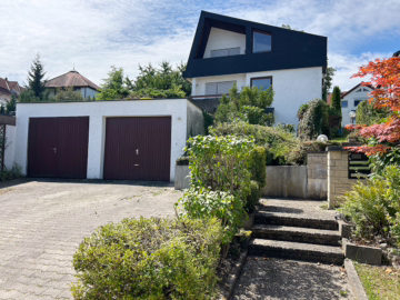 „Filderstadt: Rarität für 2 Generationen“ Zweifamilienhaus mit besonderer Architektur und Garten, 70794 Filderstadt / Plattenhardt, Zweifamilienhaus