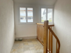 „Ein Zuhause zum Wohlfühlen“ Großzügiges 1-2 FH mit Doppelgarage und Garten in Ostfildern-Kemnat - Treppenhaus