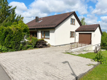 „Erfüllen Sie sich den Wohntraum in Grafenau“ – Freistehendes 1-2 Familienhaus mit großem Garten, 71120 Grafenau, Einfamilienhaus